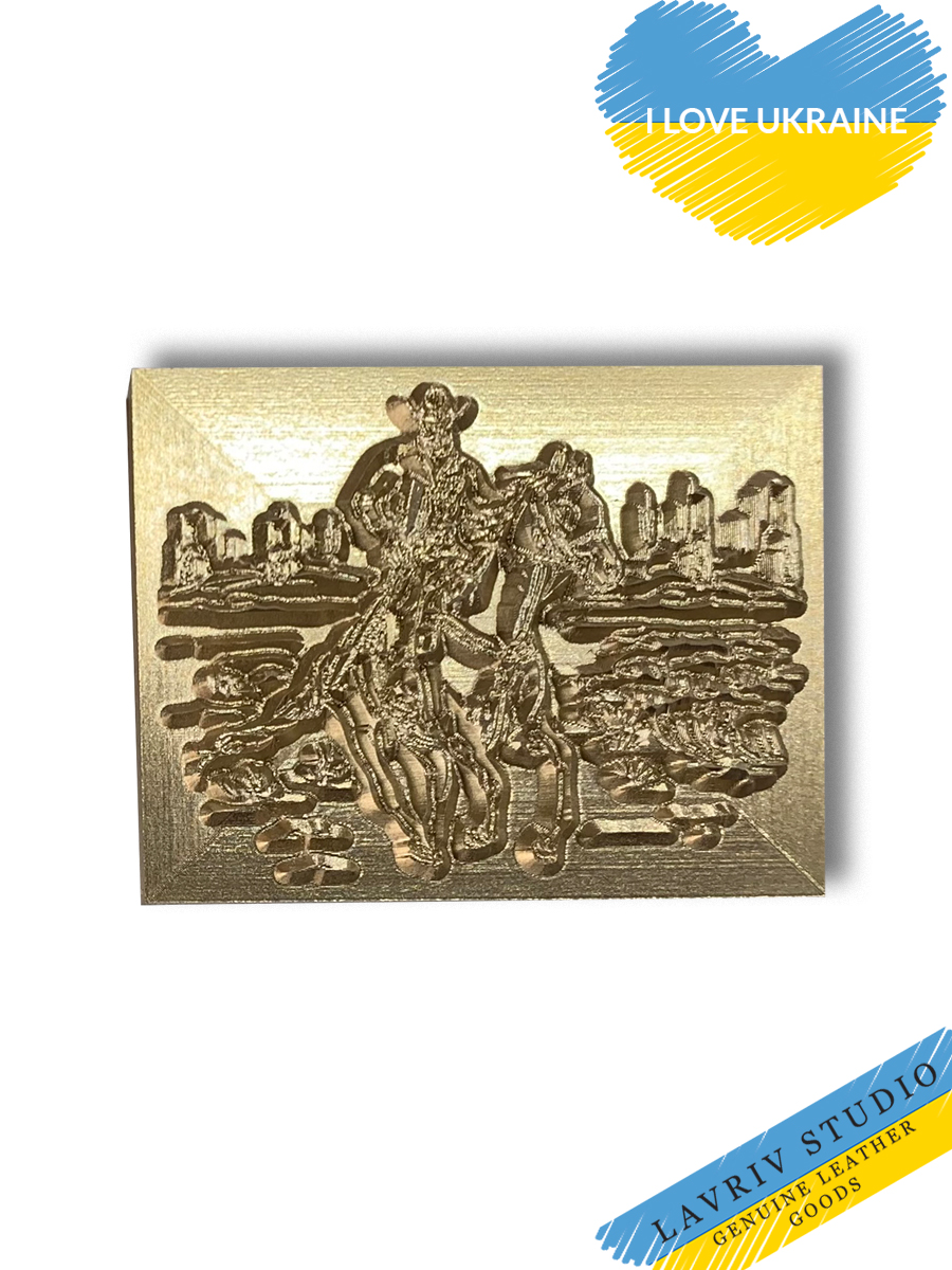 Our brass leather stamp on the theme of the Wild West and cowboys is the perfect choice for those who value authenticity and historical significance in their leather crafts. The stamp features an image of a cowboy on horseback with a landscape in the background. It will create a unique effect on the surface of the leather, adding a distinct western charm to your leather goods, such as wallets, belts, bags, and other leather item